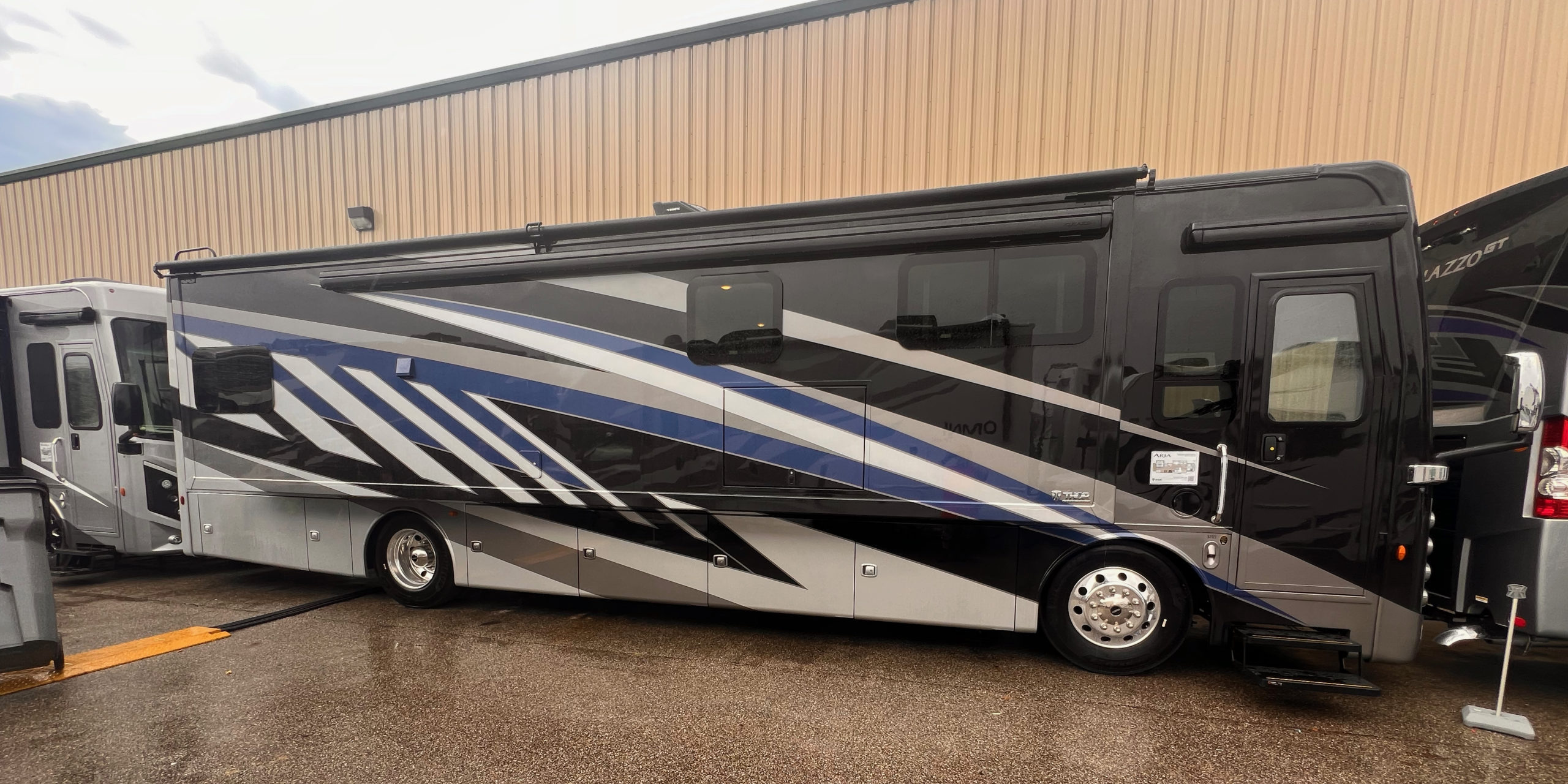2025 Thor Motor Coach Aria 3702 Review - RV Trader Blog