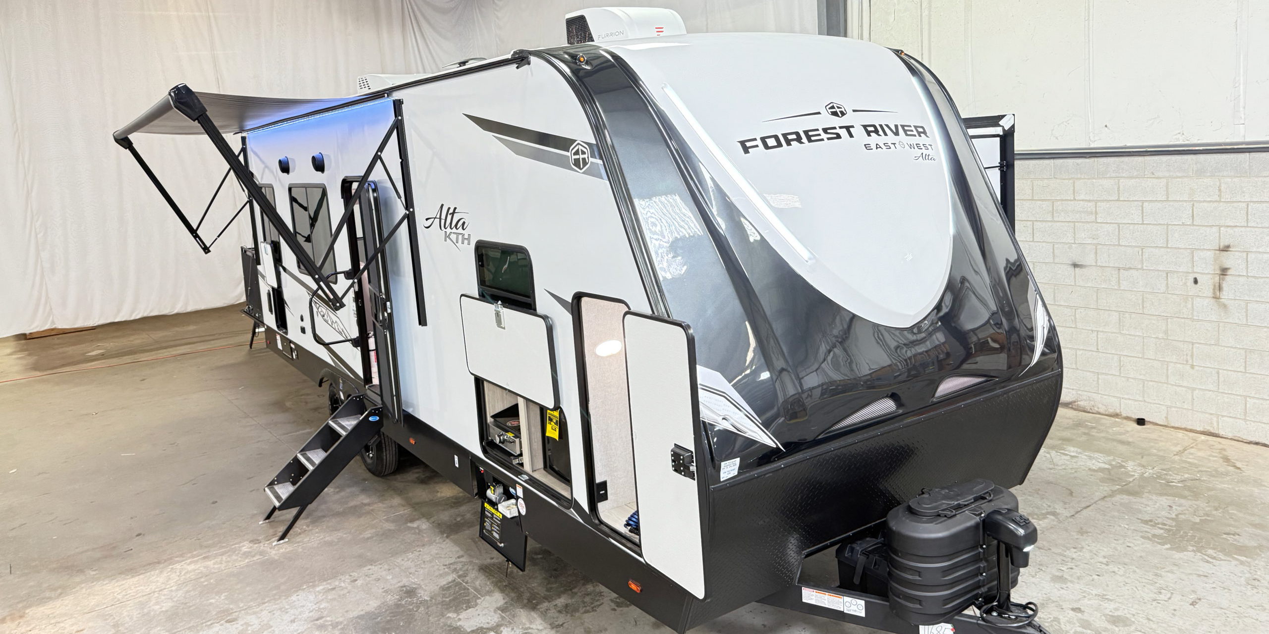 2025 East to West RV Alta 2870KTH Review - RV Trader Blog